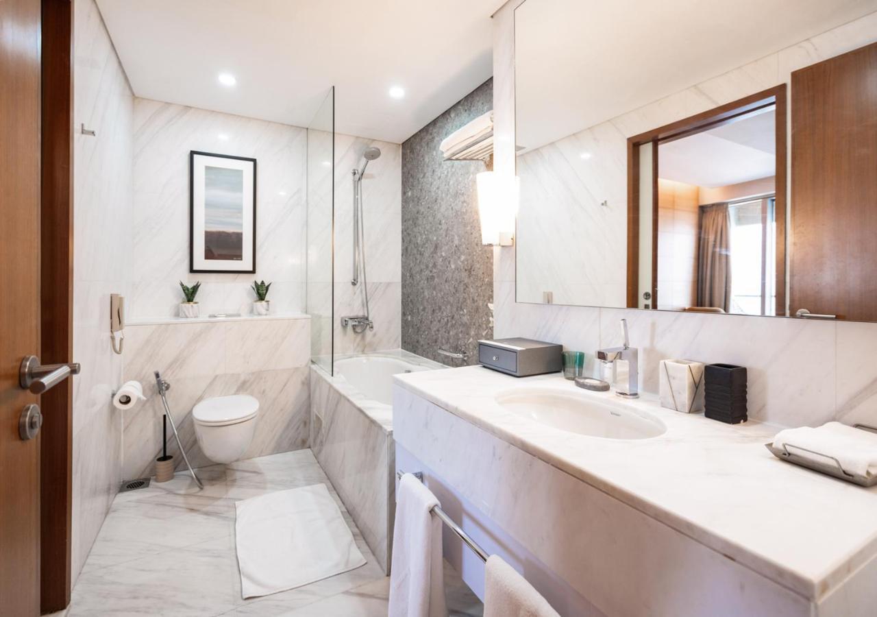 Fashion Avenue - Mall Apartment Dubai