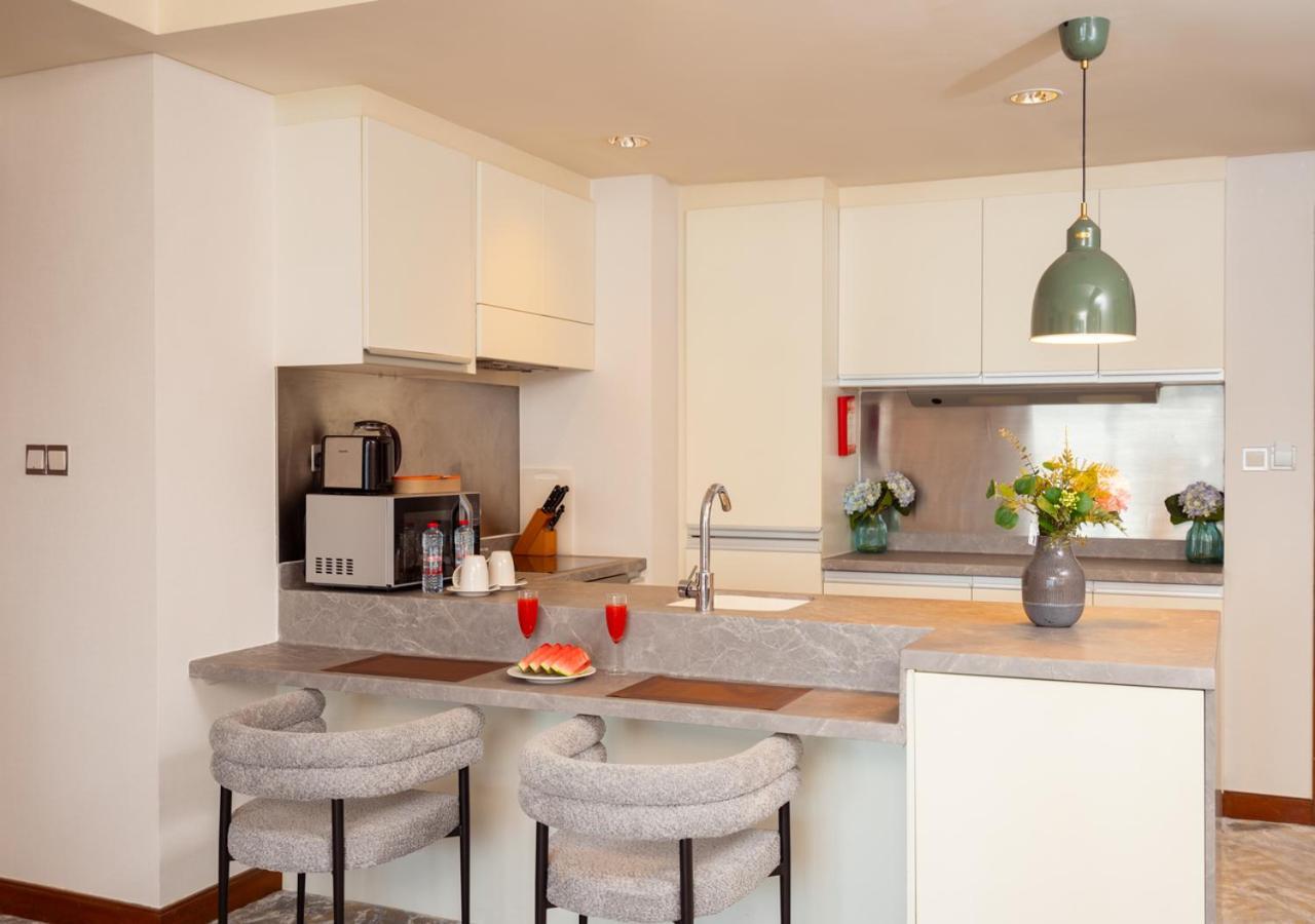 Fashion Avenue - Mall Apartment *